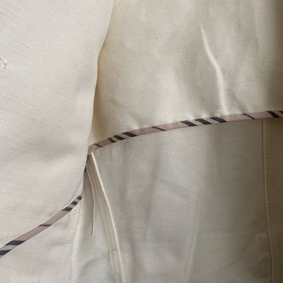 Burberry Women’s Jacket - Picture 11 of 16